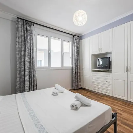 Aqua Vista Apartment *