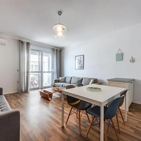 Aqua Vista Daire